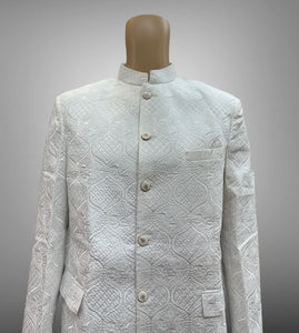 Silk Embroidered White Short Jacket / Bandhgala