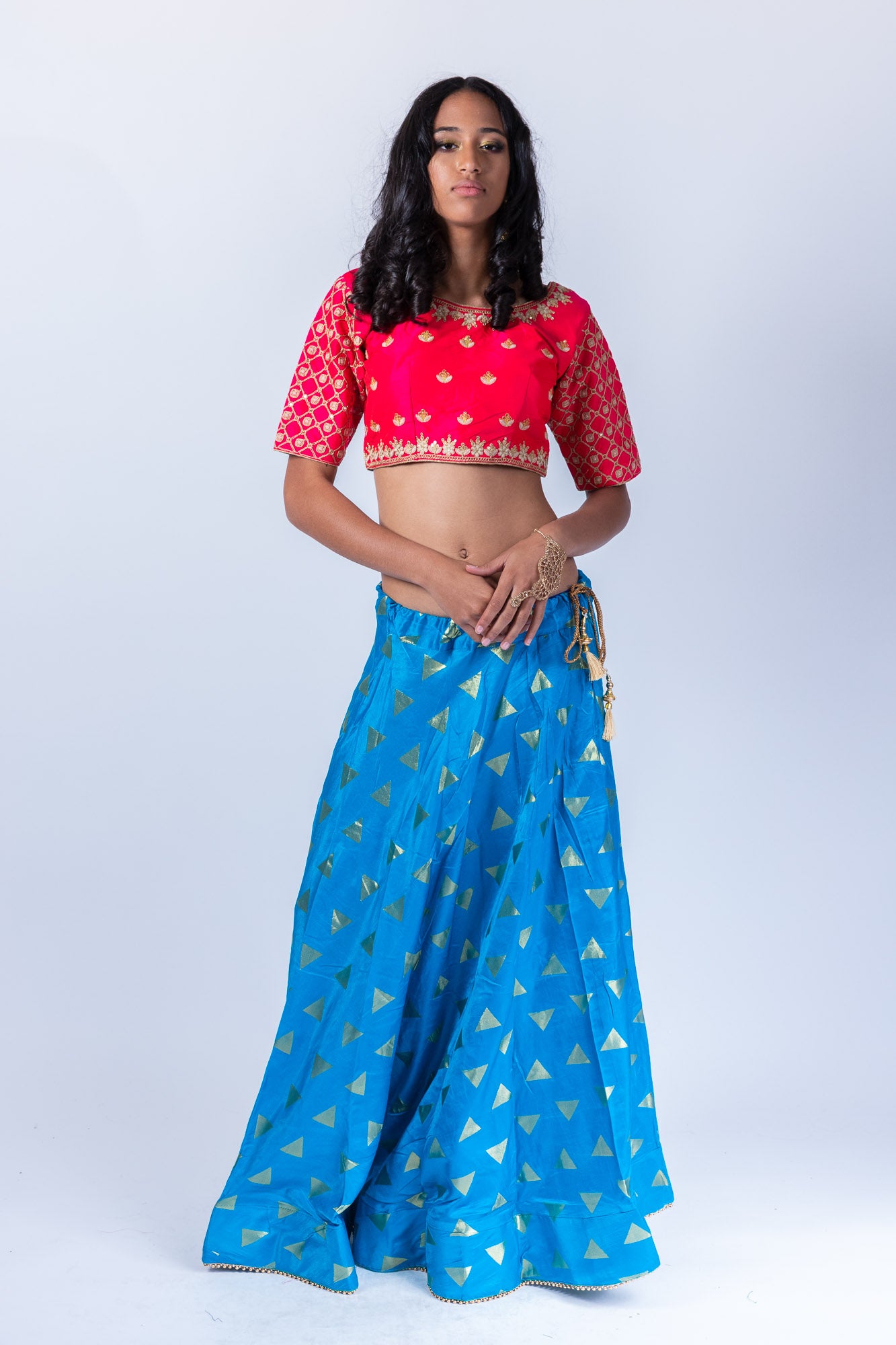 Pin by kiran on Pragya dresses | Long skirt and top, Long skirt top  designs, Long blouse designs